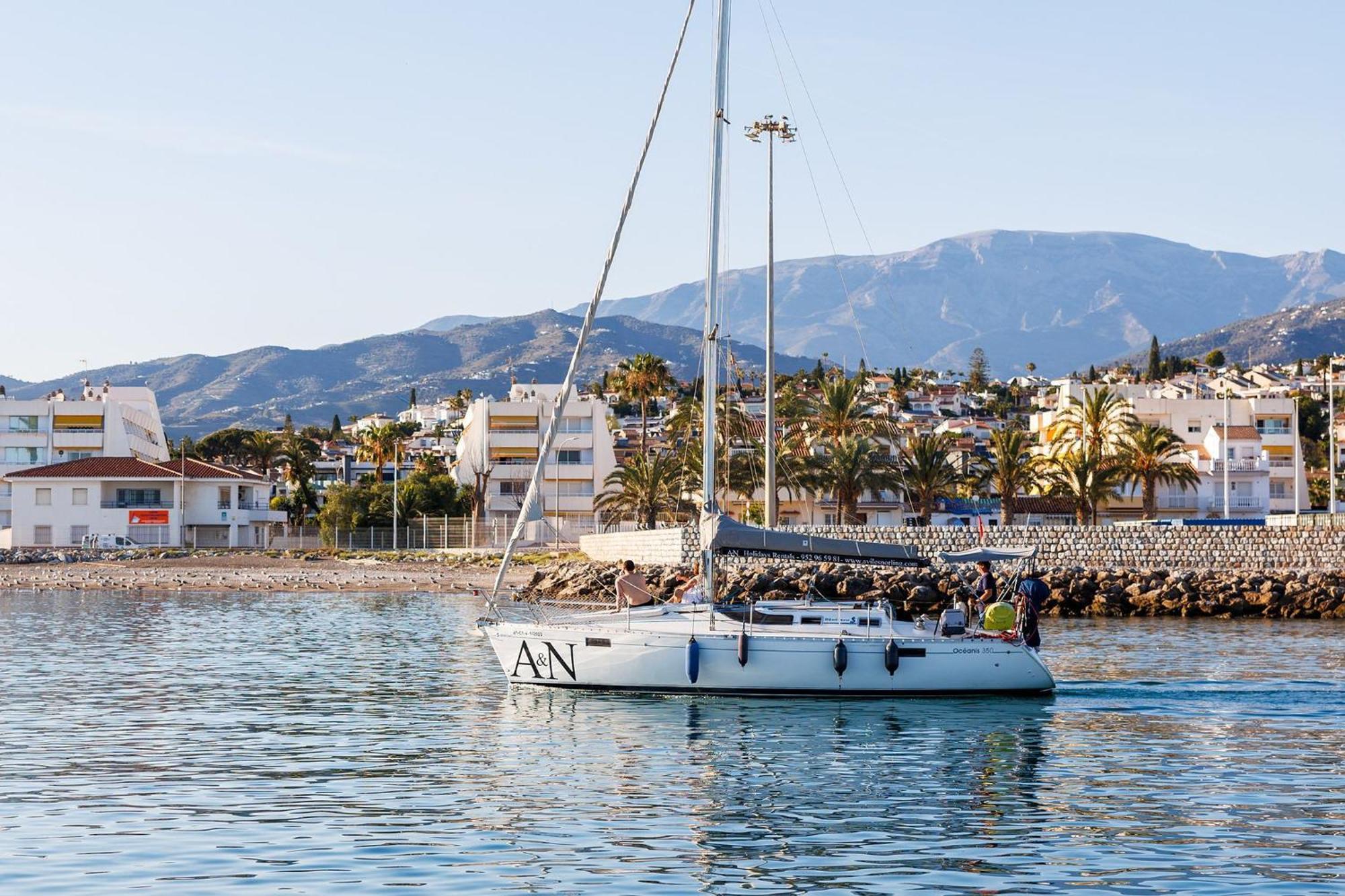A&N Downtown 2 Apartment Torre Del Mar Bagian luar foto